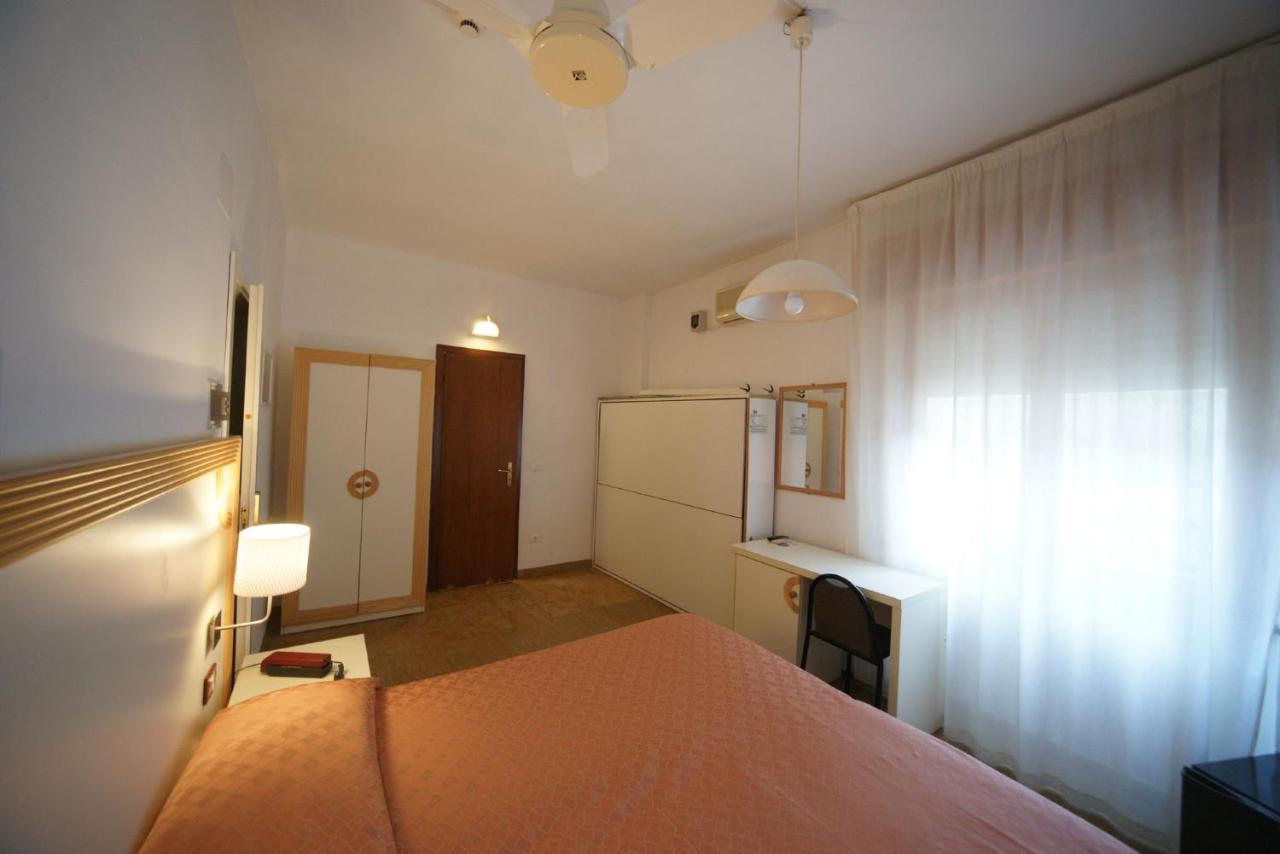 Hotel Liberty Viareggio Luaran gambar