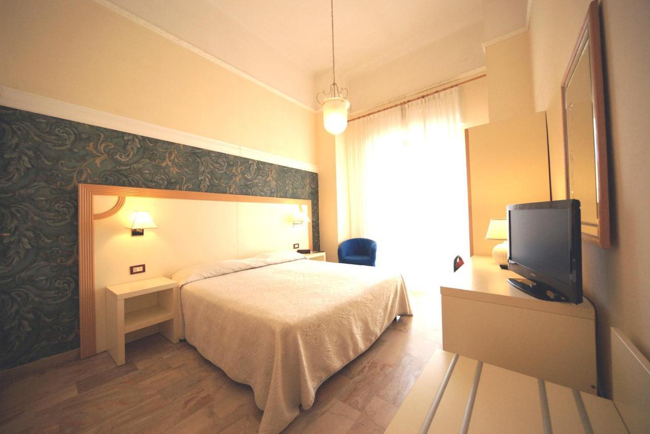 Hotel Liberty Viareggio Luaran gambar