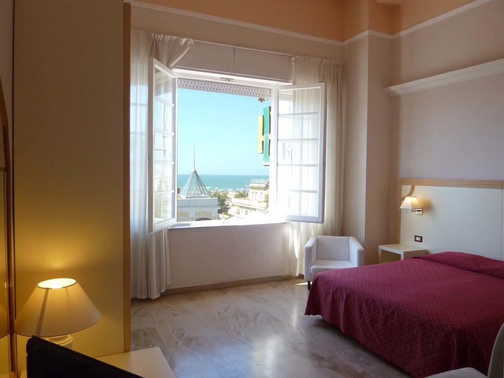 Hotel Liberty Viareggio Luaran gambar