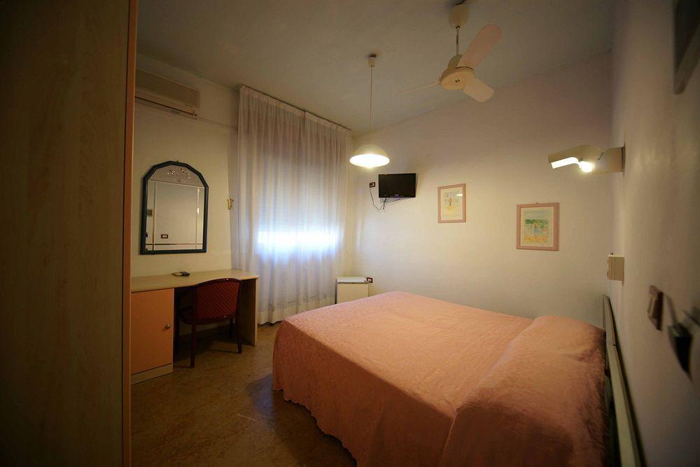 Hotel Liberty Viareggio Luaran gambar