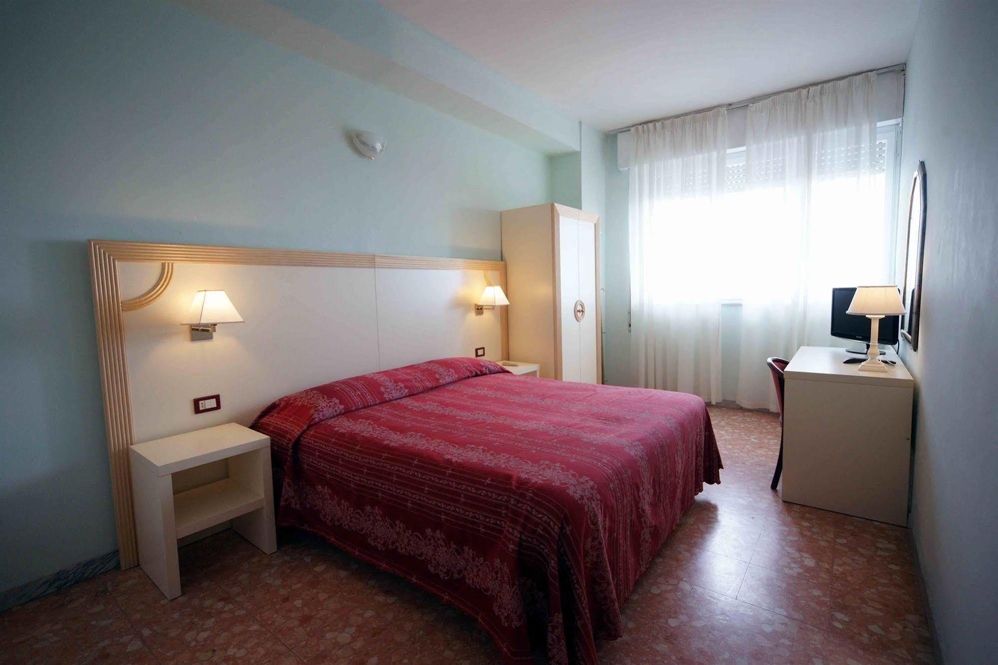 Hotel Liberty Viareggio Luaran gambar