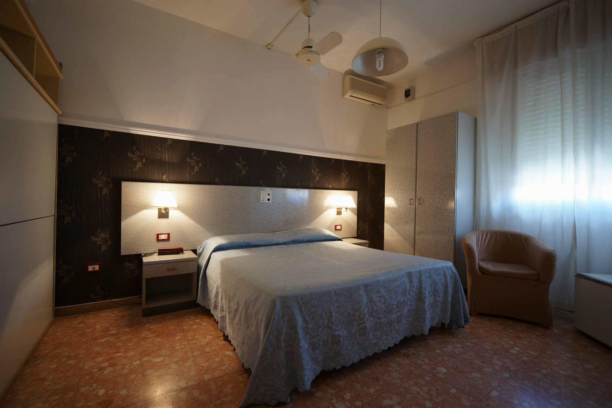 Hotel Liberty Viareggio Luaran gambar