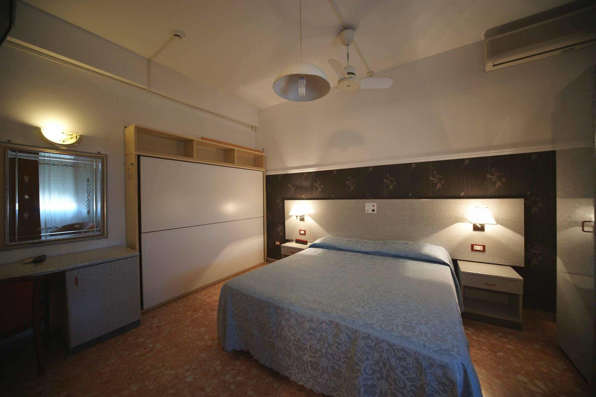 Hotel Liberty Viareggio Luaran gambar