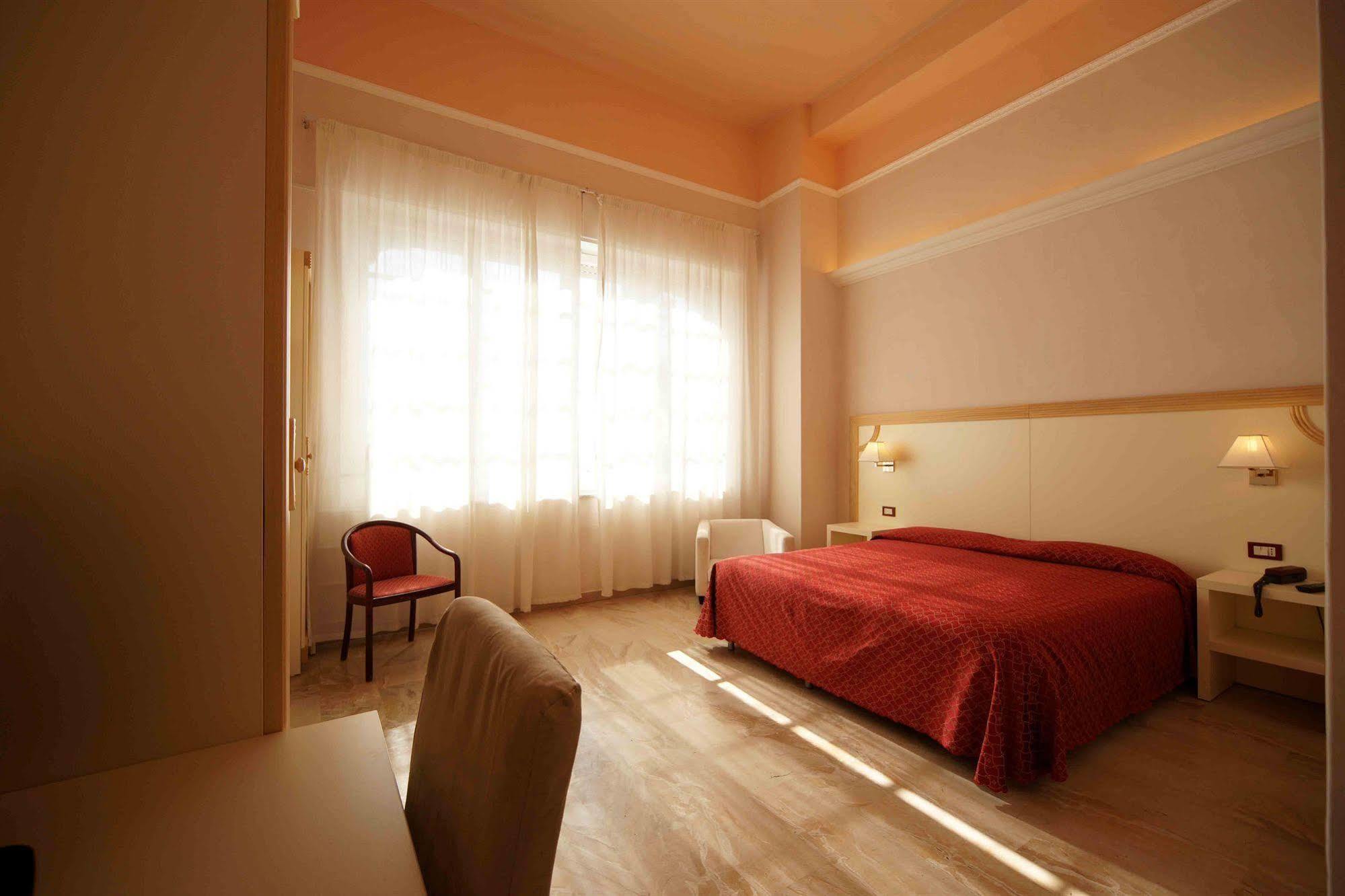 Hotel Liberty Viareggio Luaran gambar